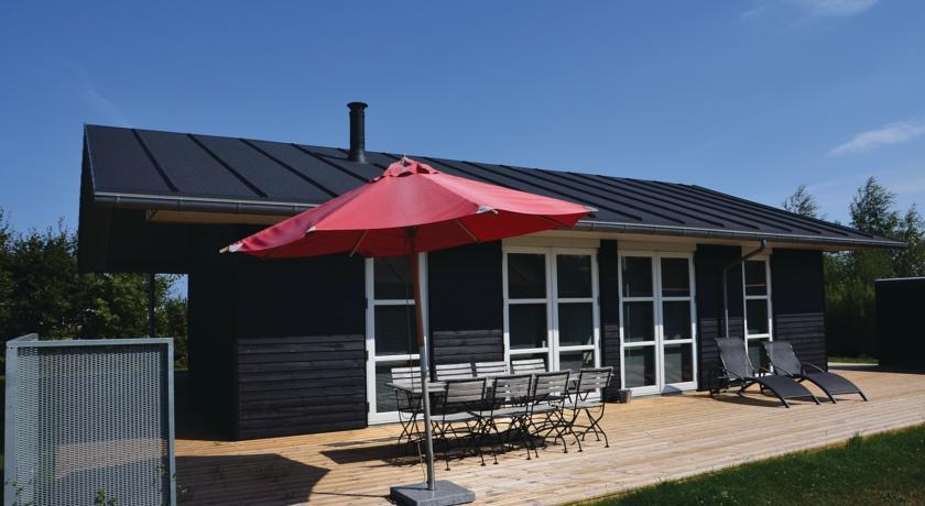 Апартаменты Holiday home Strandparken Otterup VI