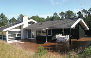 Отель Holiday home Elsdyrvej