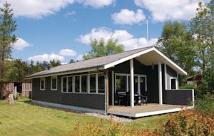 Отель Holiday home Marionsvej