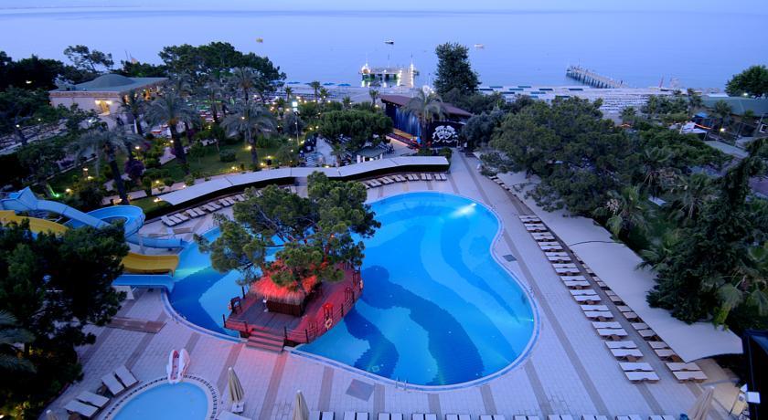 Отель Catamaran Resort Hotel