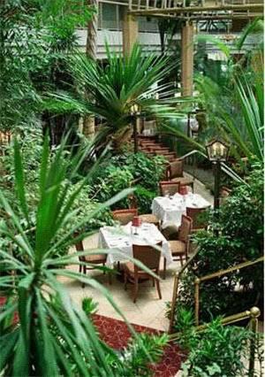 Отель Embassy Suites Birmingham