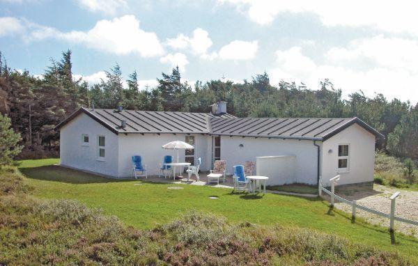 Апартаменты Holiday home Strandvejen