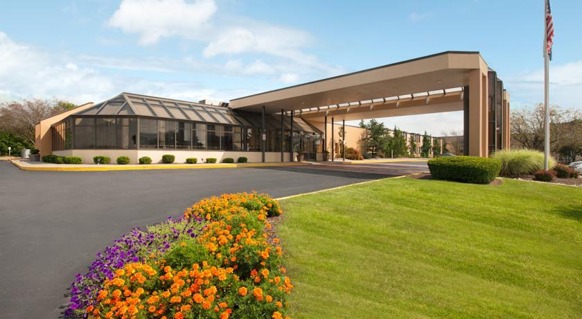 Отель Days Hotel Allentown/Bethlehem Airport
