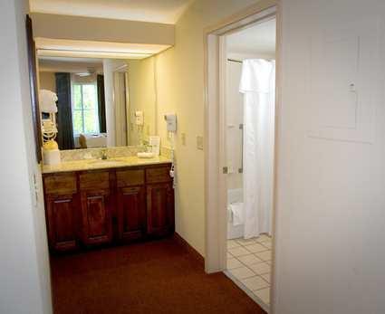 Отель Homewood Suites Nashville Airport