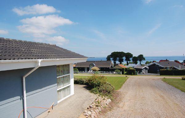 Апартаменты Holiday home Hvedemarken III