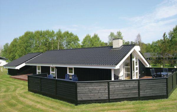 Апартаменты Holiday home Rapsmarken Strandby VI