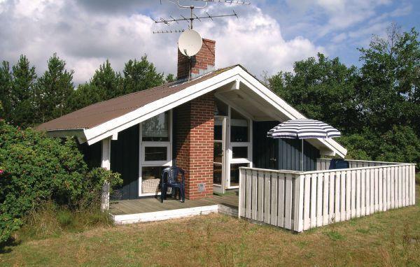 Апартаменты Holiday home Rugholm