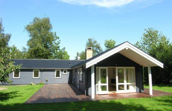 Апартаменты Holiday home Ahorn Allé