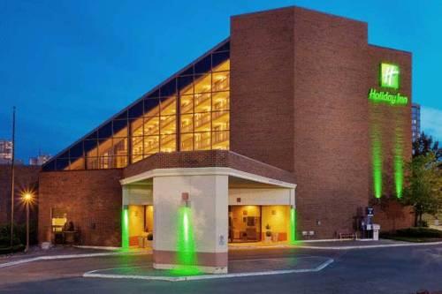 Отель Holiday Inn Toronto-Brampton Conference Center