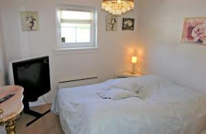 Апартаменты Holiday home Brønsholmvej Vejby IV