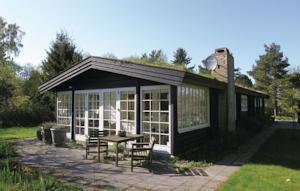 Апартаменты Holiday home Dyrehøj