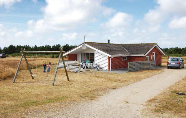 Апартаменты Holiday home Engesøvej Vejers Strand IV