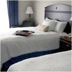Отель Hampton Inn Mount Airy