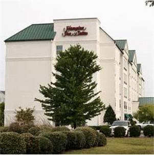 Отель Hampton Inn & Suites Charlotte/Pineville
