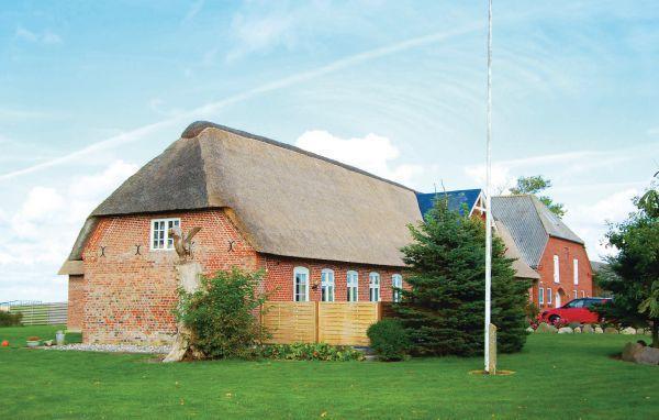 Апартаменты Holiday home Østerende
