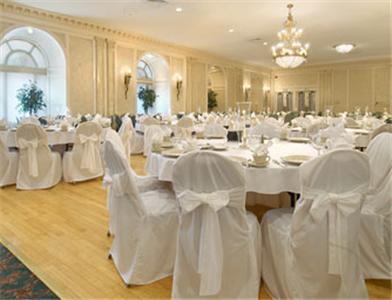 Отель Ramada Plaza Hotel
