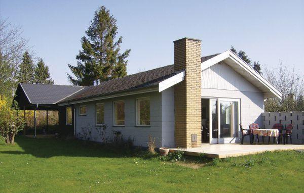 Апартаменты Holiday home Strandbakken Bogø By Denm