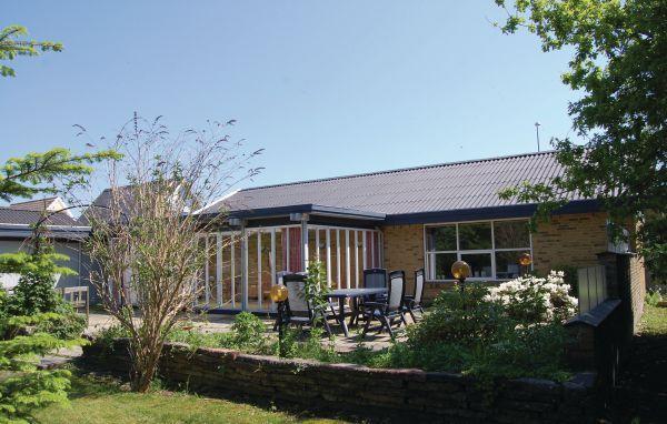 Апартаменты Holiday home Løkkensvej