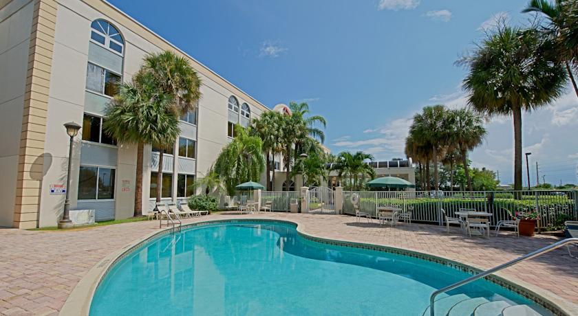 Отель Red Roof Inn Ft Lauderdale