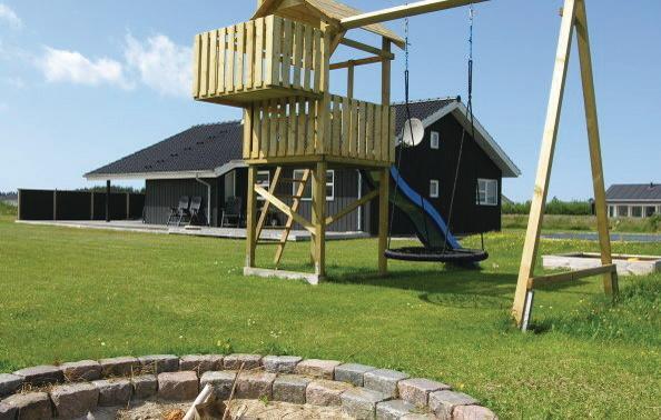 Апартаменты Holiday home Kronvildtvej Brovst VI