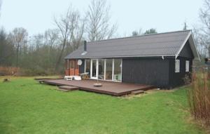 Апартаменты Holiday home Hummingen Strandvej Dannemare IV
