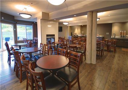 Отель Travelodge Parksville