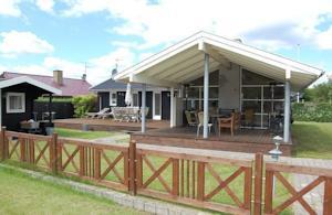 Апартаменты Holiday home Strandengen Børkop X