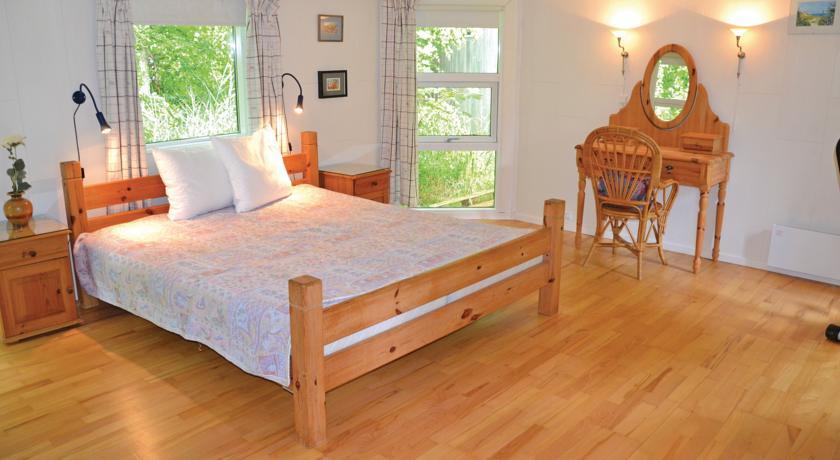 Апартаменты Holiday home Blåbærvænget Frederiksværk