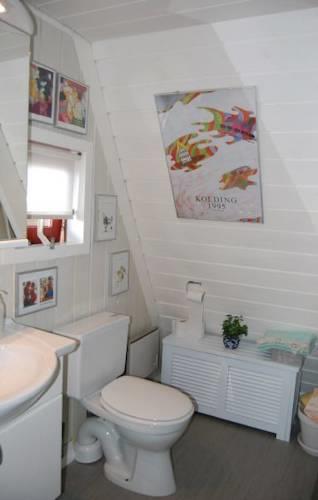 Апартаменты Holiday home Golfsvinget