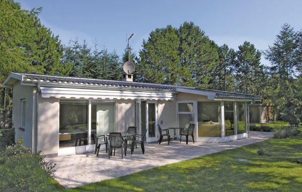 Апартаменты Holiday home Alumevangen Gilleleje