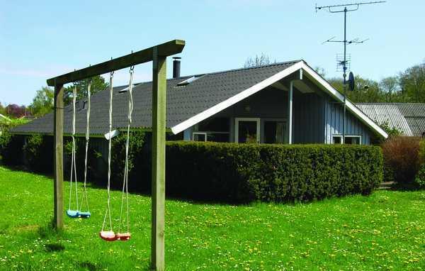 Апартаменты Holiday home Bekkasinvænget Dronningmølle IV