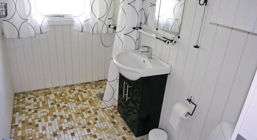 Апартаменты Holiday home Bygtoften Glesborg VI