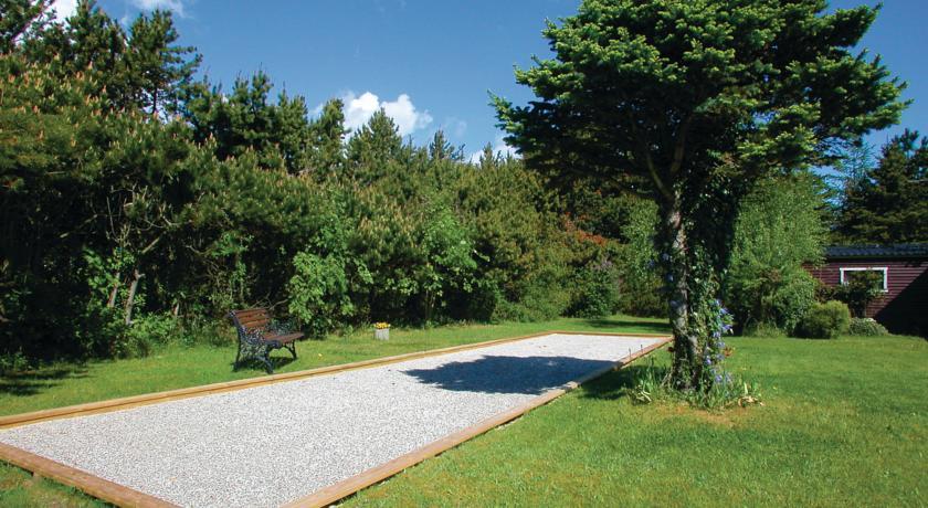 Апартаменты Holiday home Gavnøvej Glesborg III