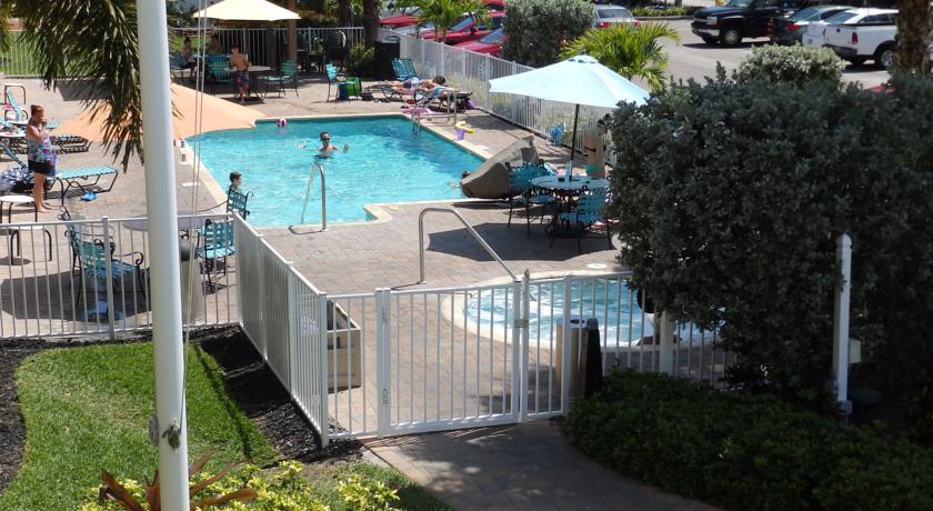 Отель Treasure Bay Hotel & Marina