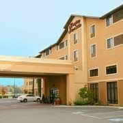 Отель Hampton Inn & Suites Burlington