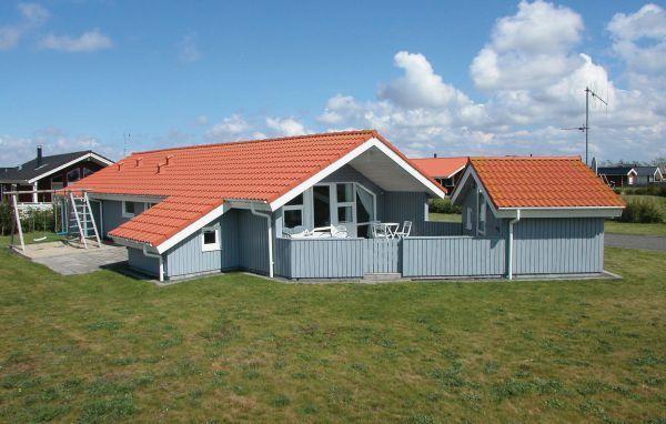 Апартаменты Holiday home Brombærvej Tarm Denm