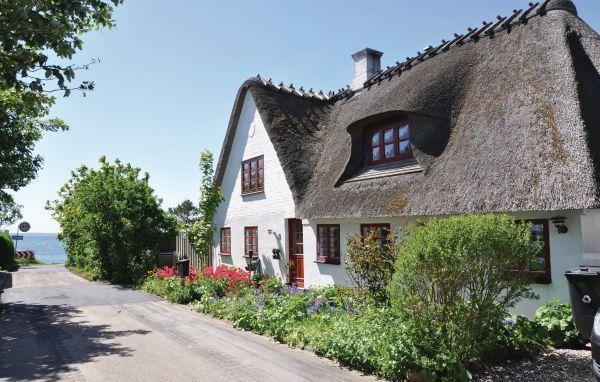 Апартаменты Holiday home Sønderbygade Sydals XI