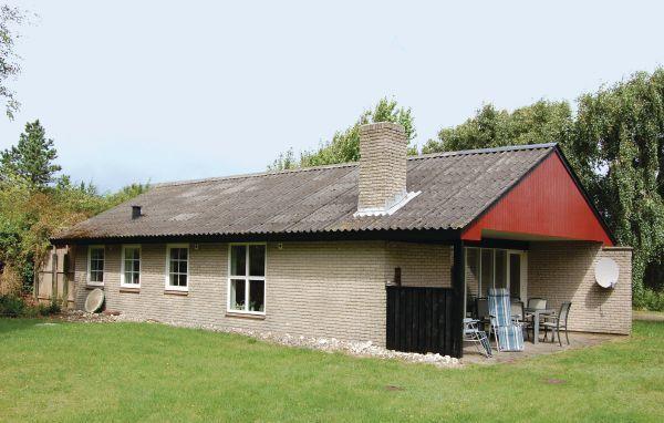 Апартаменты Holiday home Klitrosevej Skjern IX