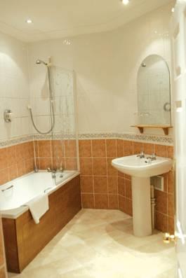 Отель Best Western Broadfield Park Hotel