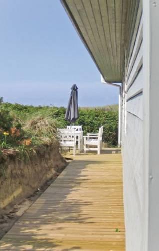 Апартаменты Holiday home Fjaltringvej