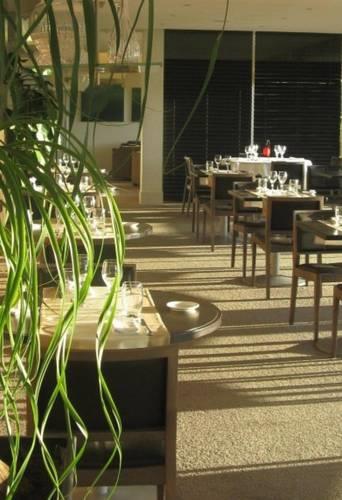 Отель Best Western Plus Les Rives du Ter