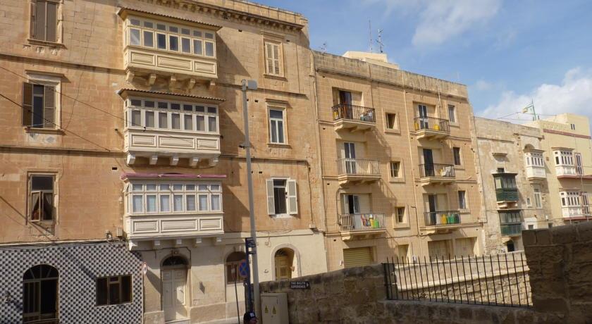 Апартаменты St Elmo Place