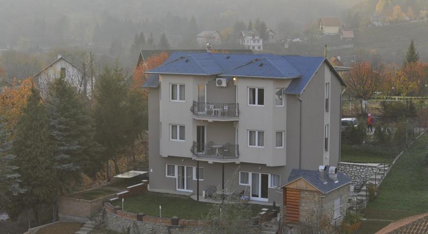 Апартаменты Apartments Izvor