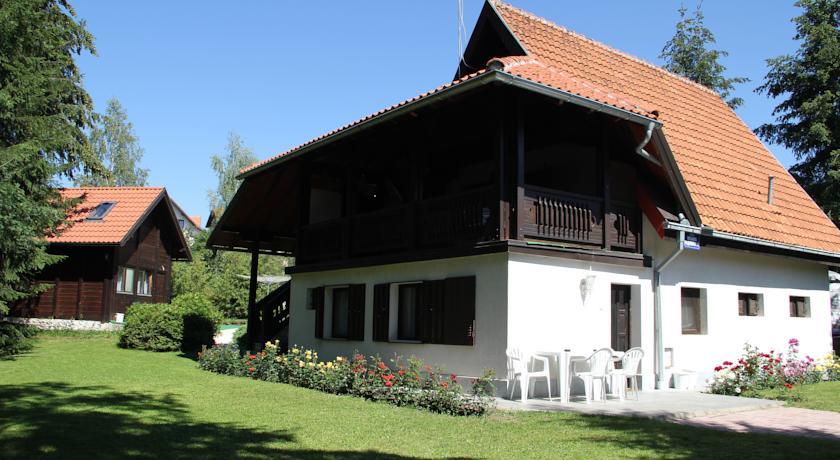Апартаменты Apartmani U Borovoj Šumi