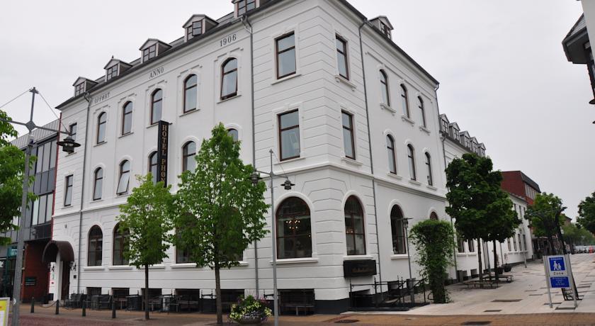 Отель Hotel Phønix Brønderslev
