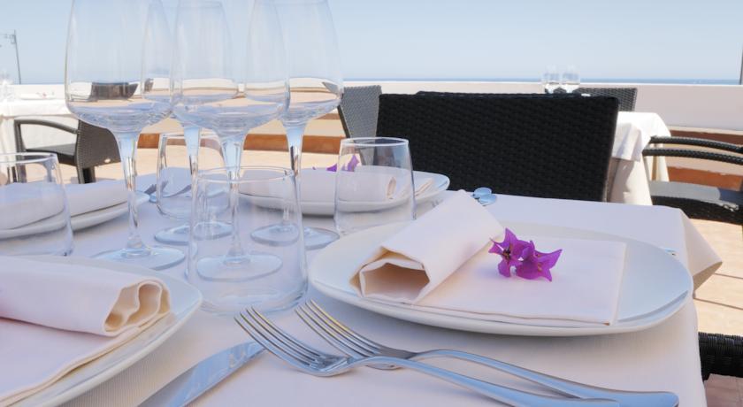 Отель Hotel Pedraladda