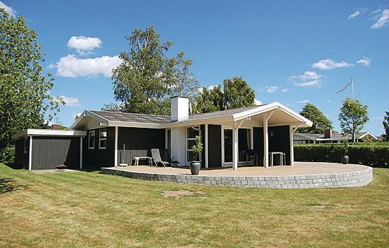 Апартаменты Holiday home Bredmaj