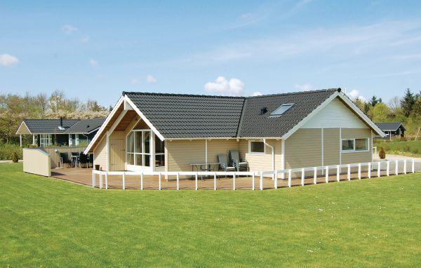 Апартаменты Holiday home Blomstervænget Hemmet IX