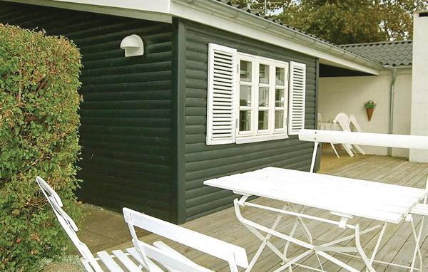 Апартаменты Holiday home Flovt Strand