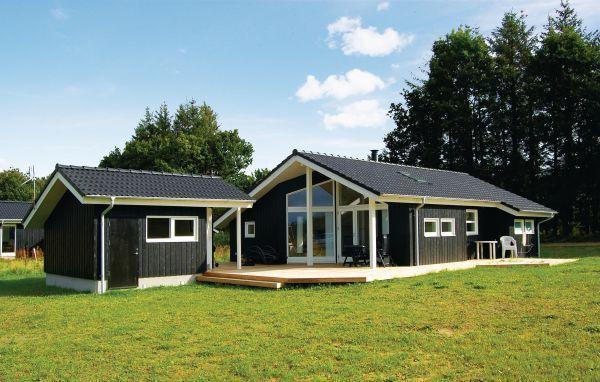 Апартаменты Holiday home Skovbovej Ebeltoft II